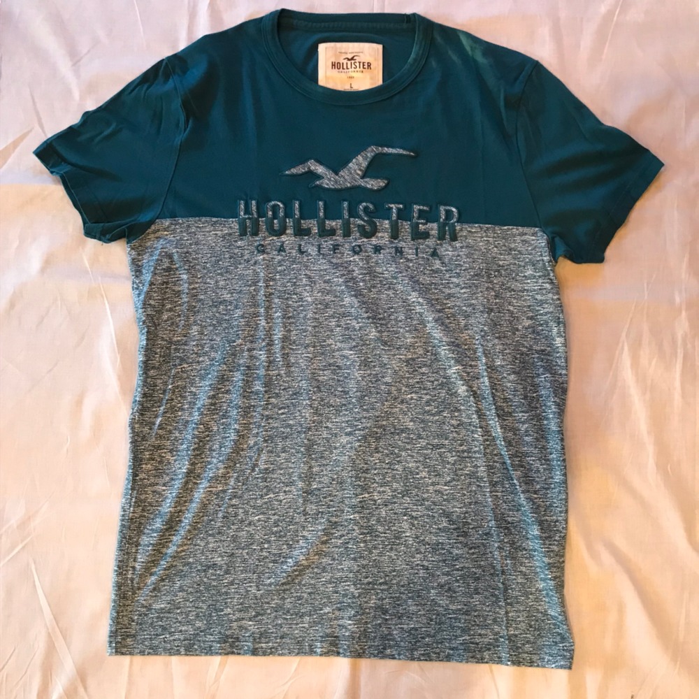 🔑 Applique Logo Graphic Tee